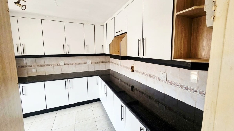 3 Bedroom Property for Sale in Tlhabane West North West